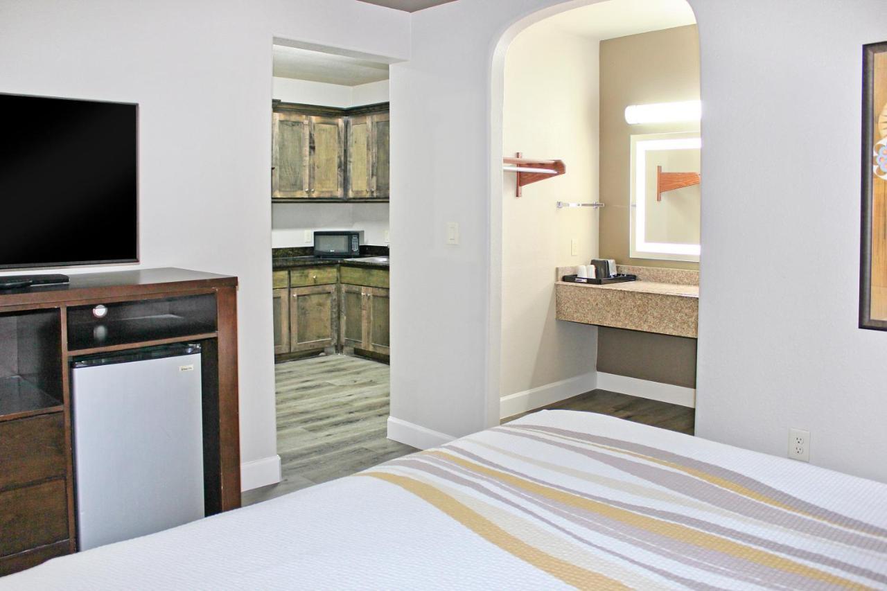 Palacio Royale Houston Nw At Beltway 8 Екстериор снимка